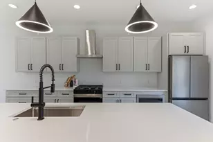 1197 Coleto St, Austin, TX 78702 - Photo 12