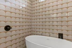 1197 Coleto St, Austin, TX 78702 - Photo 16