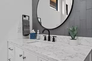 910 Tillery St, Austin, TX 78702 - Photo 30