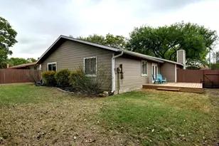 11108 Applewood Dr, Austin, TX 78758 - Photo 24