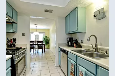 11108 Applewood Drive, Austin, TX 78758 - Photo 14