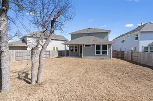 205 Riverhill Cv, Georgetown, TX 78628 - Photo 32