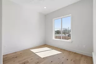 8115 Rockwood Ln, Austin, TX 78757 - Photo 18