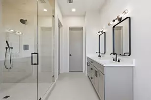 8115 Rockwood Ln, Austin, TX 78757 - Photo 22