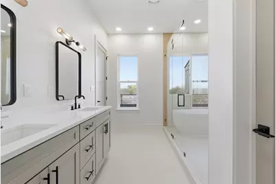 8115 Rockwood Lane #A, Austin, TX 78757 - Photo 10