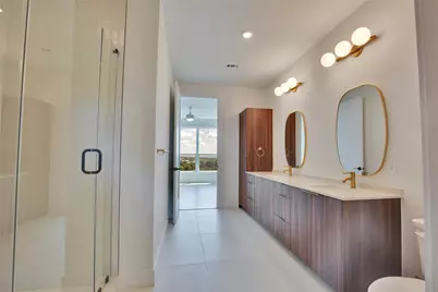 1701 Simond Avenue #633, Austin, TX 78723 - Photo 8