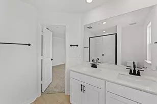 2540 Violet Theo Ln, Round Rock, TX 78665 - Photo 24