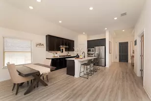 360 Jefferson Dr, Kyle, TX 78640 - Photo 14