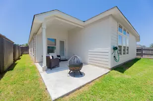 360 Jefferson Dr, Kyle, TX 78640 - Photo 28