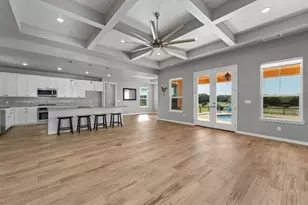 160 Red Stag Ct, Lampasas, TX 76550 - Photo 4