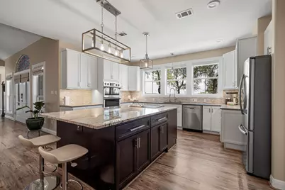 1005 Canyonwood Drive, Dripping Springs, TX 78620 - Photo 4