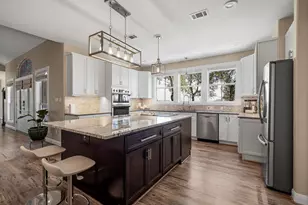 1005 Canyonwood Dr, Dripping Springs, TX 78620 - Photo 4