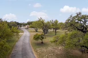 1005 Canyonwood Dr, Dripping Springs, TX 78620 - Photo 38