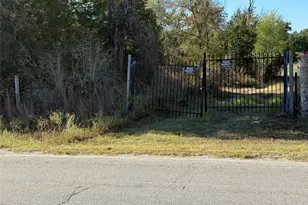 1258 Willow Creek Dr, Elgin, TX 78621 - Photo 1