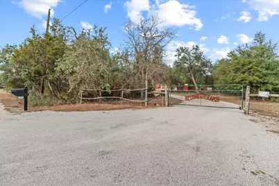 185 Trails End Road, Driftwood, TX 78620 - Photo 32