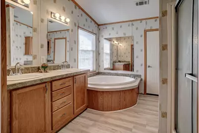 552 S Old Potato Road, Paige, TX 78659 - Photo 18