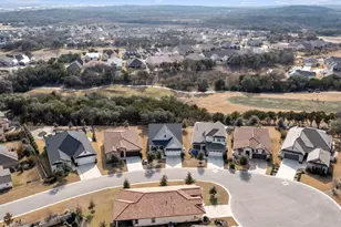 117 Daring Paintbrush Cv, San Marcos, TX 78666 - Photo 4