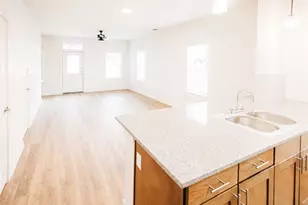 7051 Meadow Lake Blvd, Austin, TX 78744 - Photo 4