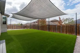 19300 Elk Horn Dr, Pflugerville, TX 78660 - Photo 4