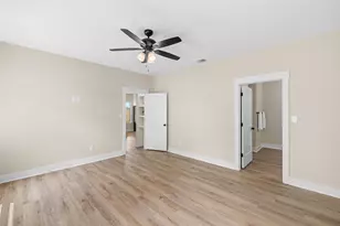 1004 White Tail Cv, Lexington, TX 78947 - Photo 14