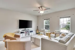 106 Mossycup Dr, San Marcos, TX 78666 - Photo 6