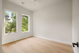 1609 Canterbury St, Austin, TX 78702 - Photo 34