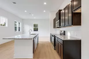 4004 Rock Park Cir, Lago Vista, TX 78645 - Photo 12