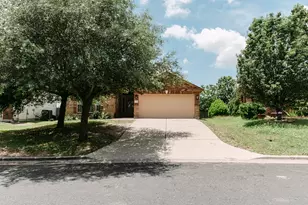236 Bauxite Dr, Jarrell, TX 76537 - Photo 30