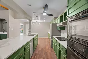 207 Free Rein, Horseshoe Bay, TX 78657 - Photo 6