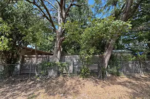 400 W Odell St, Austin, TX 78752 - Photo 6