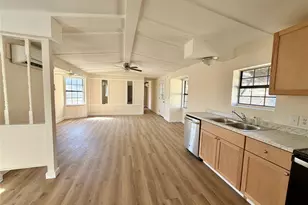 10208 Thomaswood Ln, Austin, TX 78736 - Photo 2