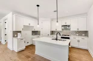 338 Orleanian Dr, Buda, TX 78610 - Photo 10