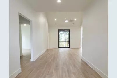 109 E Keanahalululu Lane, Bastrop, TX 78602 - Photo 10