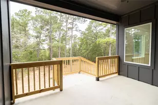 109 E Keanahalululu Ln, Bastrop, TX 78602 - Photo 6