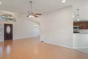 710 Hedgewood Dr, Georgetown, TX 78628 - Photo 10