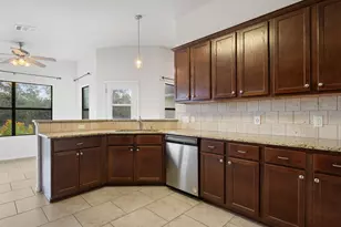 710 Hedgewood Dr, Georgetown, TX 78628 - Photo 14