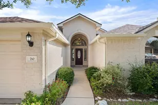 710 Hedgewood Dr, Georgetown, TX 78628 - Photo 6