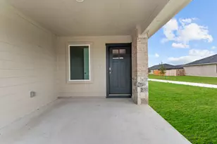 204 Raymondville Path, San Marcos, TX 78666 - Photo 2