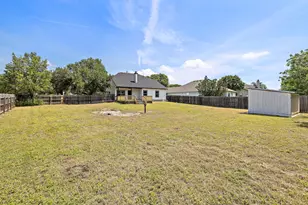 502 Sherwood Ct, Georgetown, TX 78628 - Photo 30
