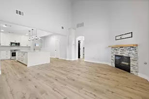 502 Sherwood Ct, Georgetown, TX 78628 - Photo 6