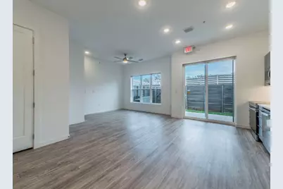 4901 Springdale Road #103, Austin, TX 78723 - Photo 8