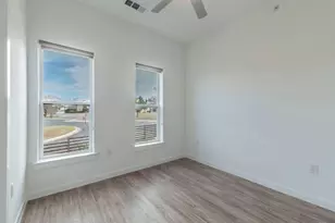 4901 Springdale Rd, Austin, TX 78723 - Photo 18