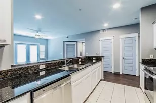 200 Maple Ln, Elgin, TX 78621 - Photo 8