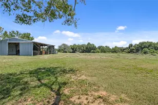 451 Pleasant Grove Rd, Elgin, TX 78621 - Photo 22