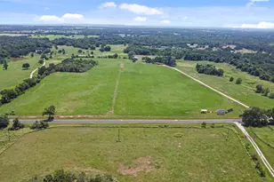 451 Pleasant Grove Rd, Elgin, TX 78621 - Photo 28