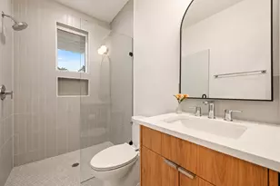 1007 E 15th St, Austin, TX 78702 - Photo 16