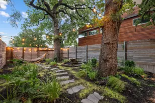 1007 E 15th St, Austin, TX 78702 - Photo 6