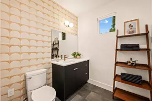 1007 E 15th St, Austin, TX 78702 - Photo 14