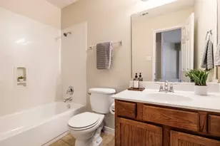 1706 Hidden Springs Path, Round Rock, TX 78665 - Photo 24