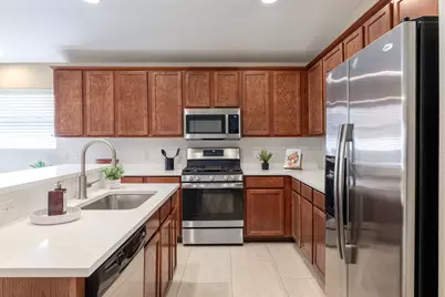 1706 Hidden Springs Path, Round Rock, TX 78665 - Photo 10